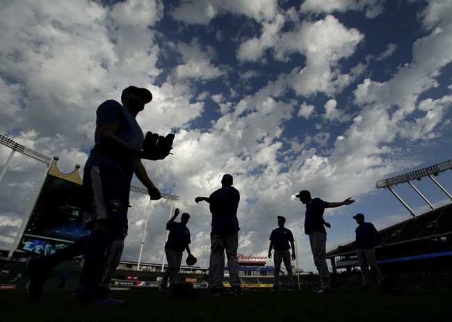 Toronto Blue Jays workout during baseball practice Thursday, Oct. 15, 2015, in Kansas City, Mo. The Kansas City Royals play the Toronto Blue Jays in Game 1 of the ALCS Friday in Kansas City. THE CANADIAN PRESS/AP,Charlie Riedel 